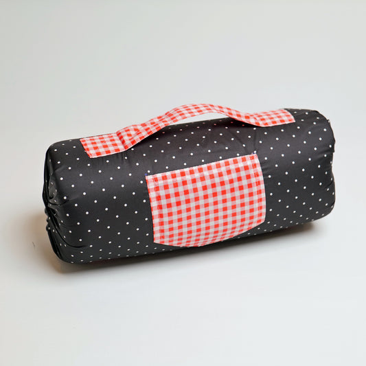 Rosso pois e tovaglia di mia nonna